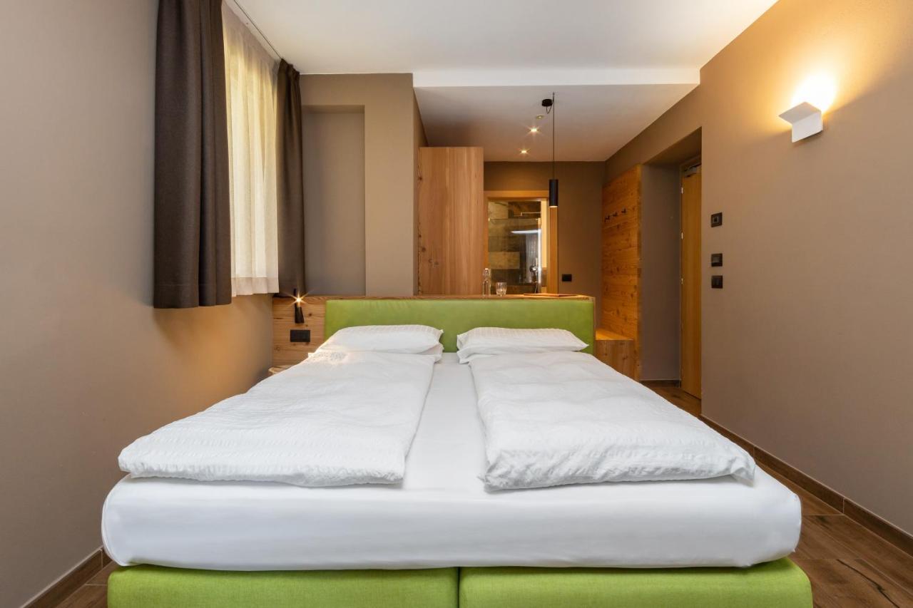 Hotel Vittoria - Ricarica L'Anima Dimaro Kültér fotó