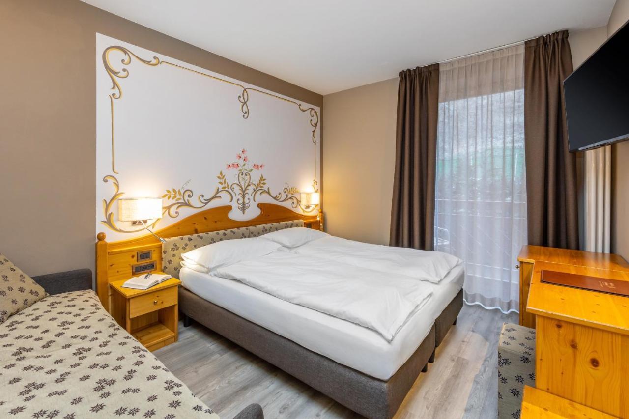 Hotel Vittoria - Ricarica L'Anima Dimaro Kültér fotó