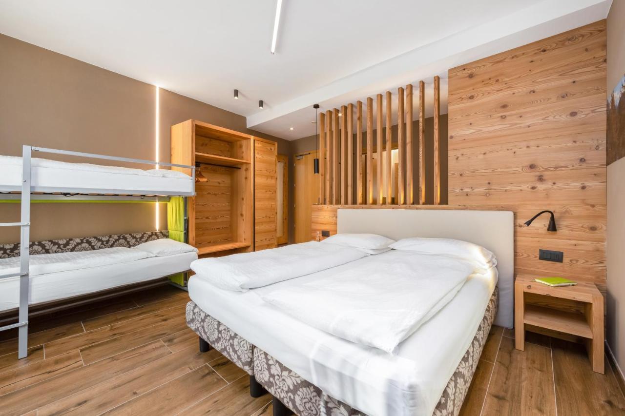 Hotel Vittoria - Ricarica L'Anima Dimaro Kültér fotó