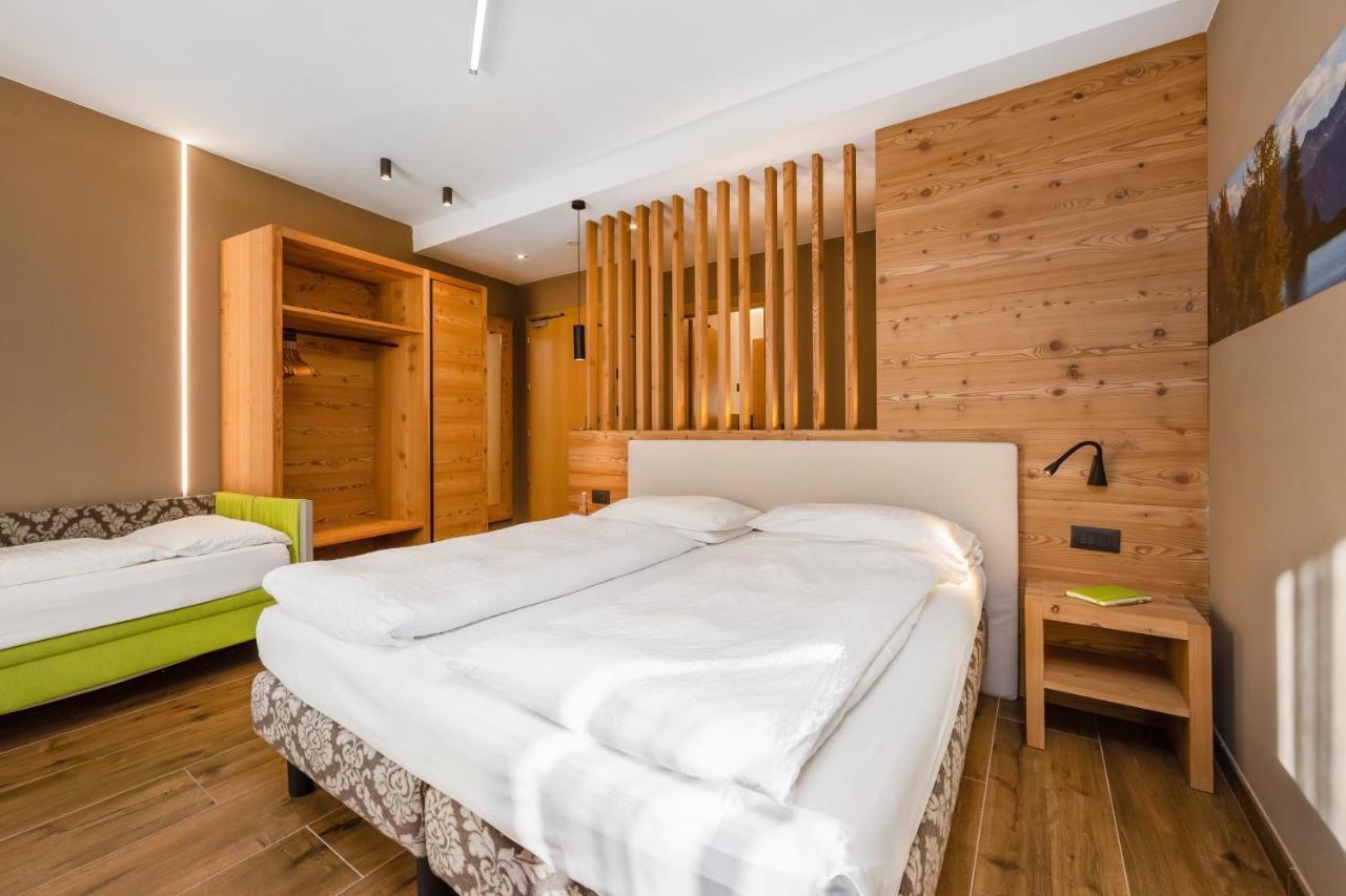 Hotel Vittoria - Ricarica L'Anima Dimaro Kültér fotó