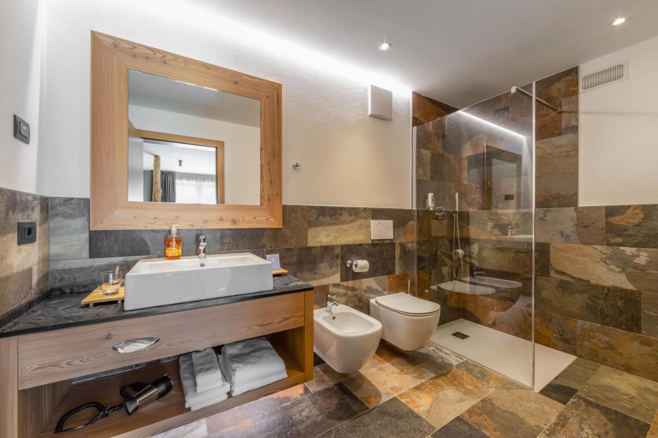 Hotel Vittoria - Ricarica L'Anima Dimaro Kültér fotó